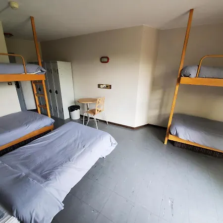 Hostel Hi 2 Rives