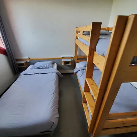 Hostel Hi 2 Rives
