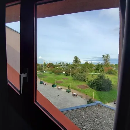 Hi 2 Rives Хостел