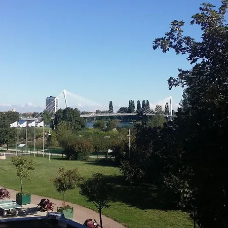 Hi 2 Rives * Estrasburgo