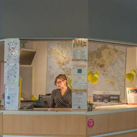 Hi 2 Rives Hostel Strasbourg