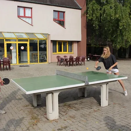 Hostal Hi 2 Rives Estrasburgo